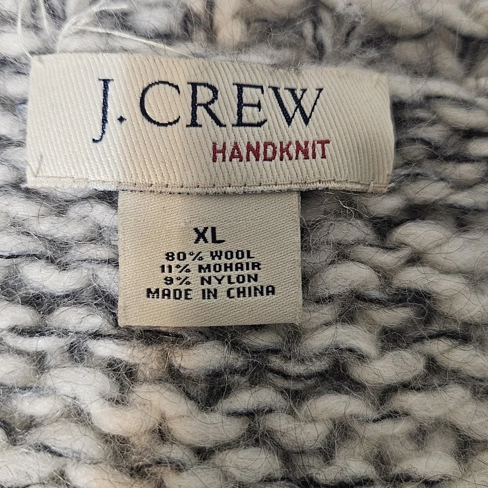 Eddie‎ Bauer Womens Wool V Neck Chunky Hand Knit Sweater XL Soft